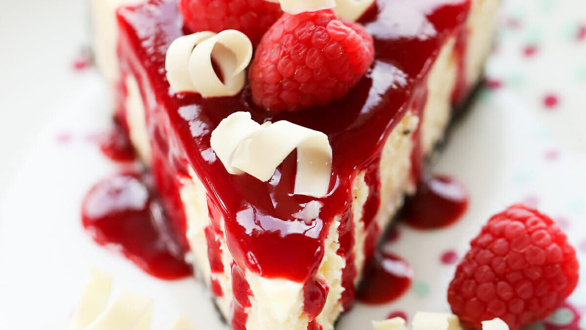 Raspberry White Chocolate Cheesecake: A Divine Fusion of Flavors